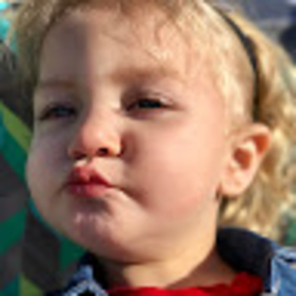 Meet your Posher, Aja - Picture 1 of 1